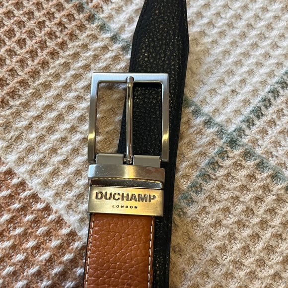 FERRAGAMO - Men's Textured Calfskin Gancini Loafer (+ LIGHT BROWN BELT) - Picture 9 of 11